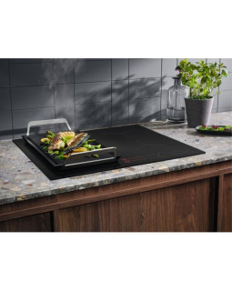 Pliidiplaat electrolux, 4 x induktsioon, 60 cm, hob2hood, matt must, lõigatud servad-foto3