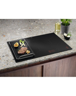 Pliidiplaat electrolux, 4 x induktsioon, 77 cm, hob2hood, matt must, lõigatud servad-foto4