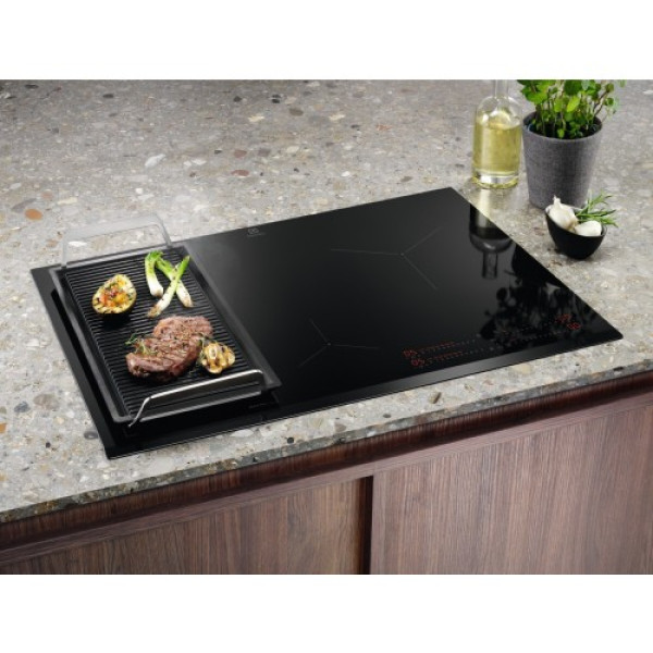 Pliidiplaat electrolux, 4 x induktsioon, 78 cm, hob2hood, faasitud esiserv, must Kodumasinad