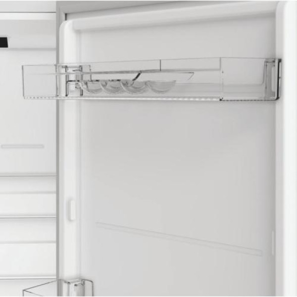 Külmik indesit, 203,5 cm, 249/106 l, 37 db, nofrost, elektrooniline juhtimine, roostevaba