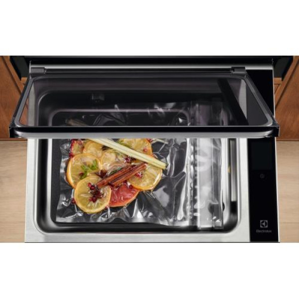 Vaakumpakendaja electrolux, integreeritav, matt must