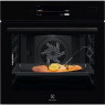 Auru-kombiahi electrolux, steampro 900, 70 l, must