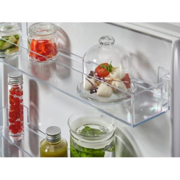 Külmik aeg 7000, integreeritav, 176,9 cm, 186/61 l, 27db, nofrost, valge