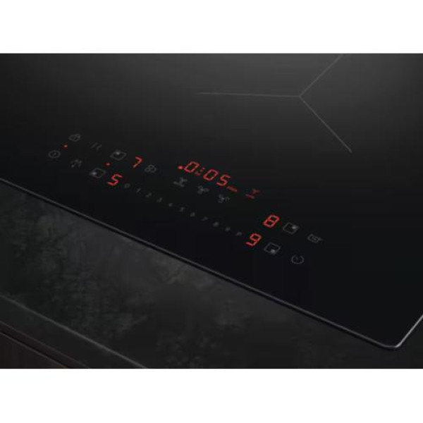 Õhupuhastiga pliidiplaat aeg, 4 x induktsioon, 80 cm, 630 m3/h, 71 db, lõigatud servad, must