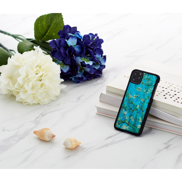 iKins SmartPhone case iPhone 11 Pro Max almond blossom black Mobiili ümbrised