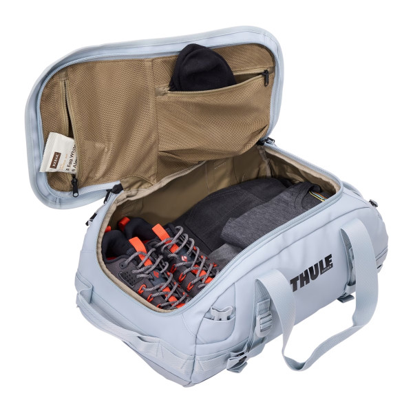 Thule 5442 Chasm 30L duffel bag soft blue