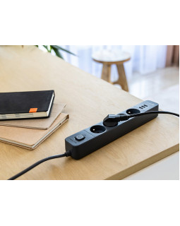 Tracer 47027 Power Line+ 1.5m (4 outlets +3x USB A, 5V 2,4A)-foto5