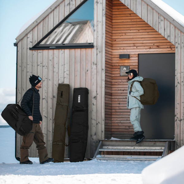 Thule 4941 Roundtrip Ski and Snowboard Duffel 80L Dark Slate Thule 4941 Roundtrip Ski and Snowboard Duffel 80L Dark Slate