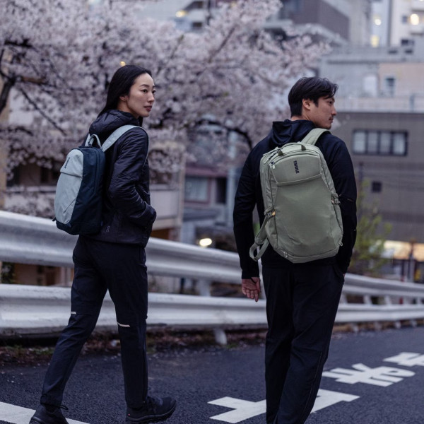 Thule 5498 EnRoute Backpack 12L Soft Blue /Darkest Blue