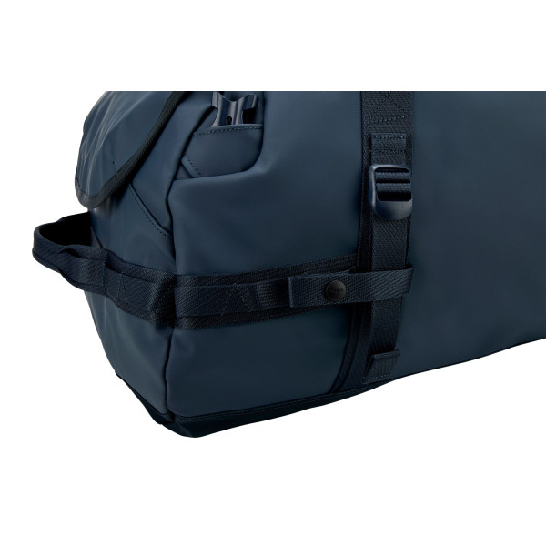 Thule 5596 Chasm 90L duffel bag darkest blue
